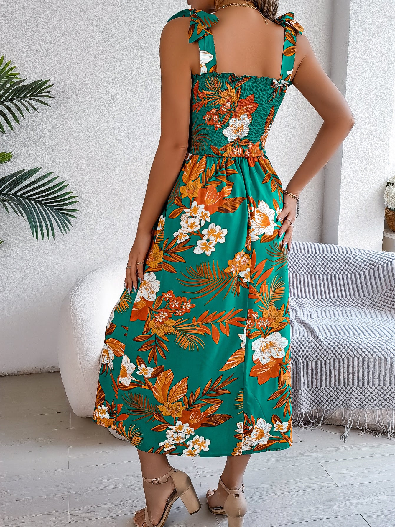 „Marina“ – Sommerkleid mit Blumenprint Korsagen-Top