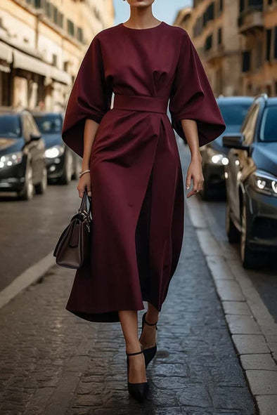 „Amelia“ – Elegantes Kleid mit Fledermausärmeln & Taillengürtel