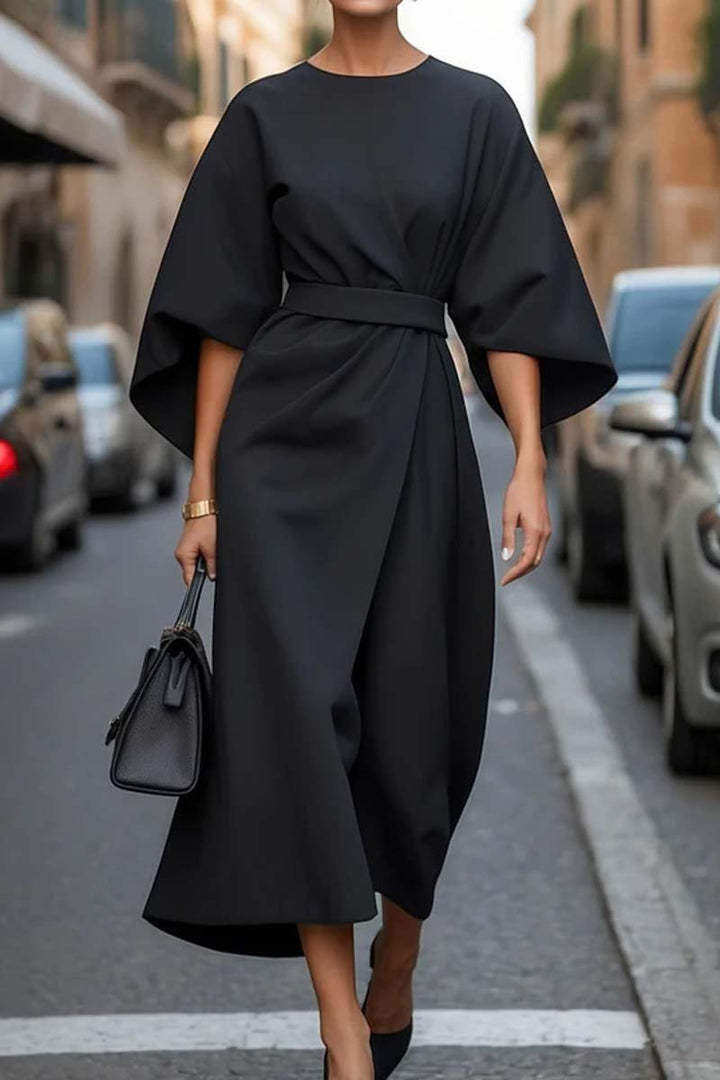 „Amelia“ – Elegantes Kleid mit Fledermausärmeln &amp; Taillengürtel